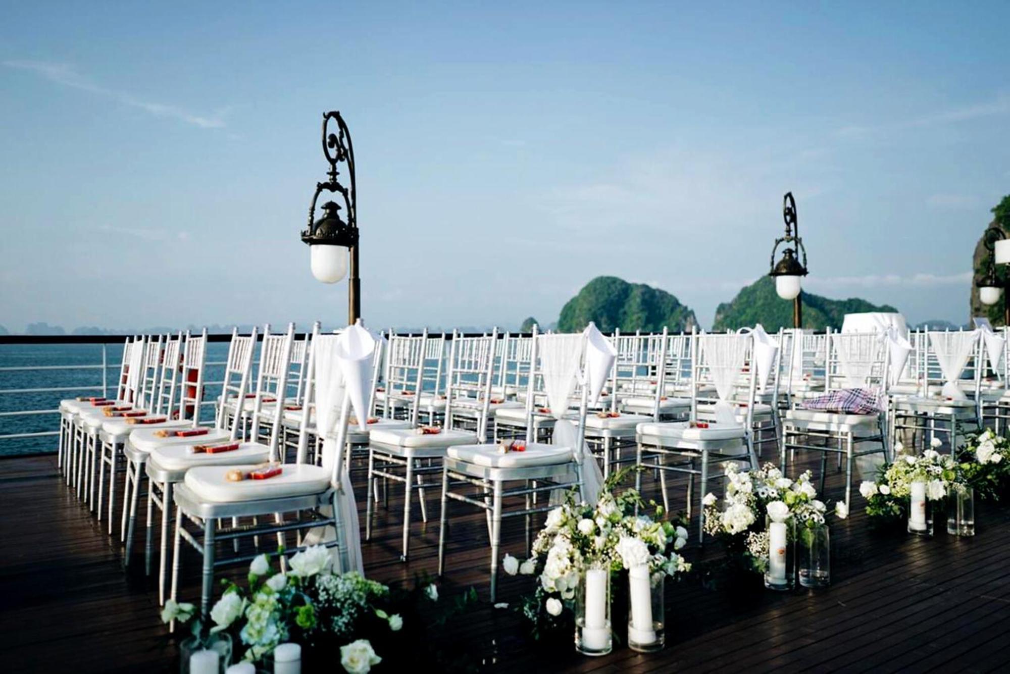 Ambassador Cruise Halong Bay Hotel Hạ Long Ngoại thất bức ảnh