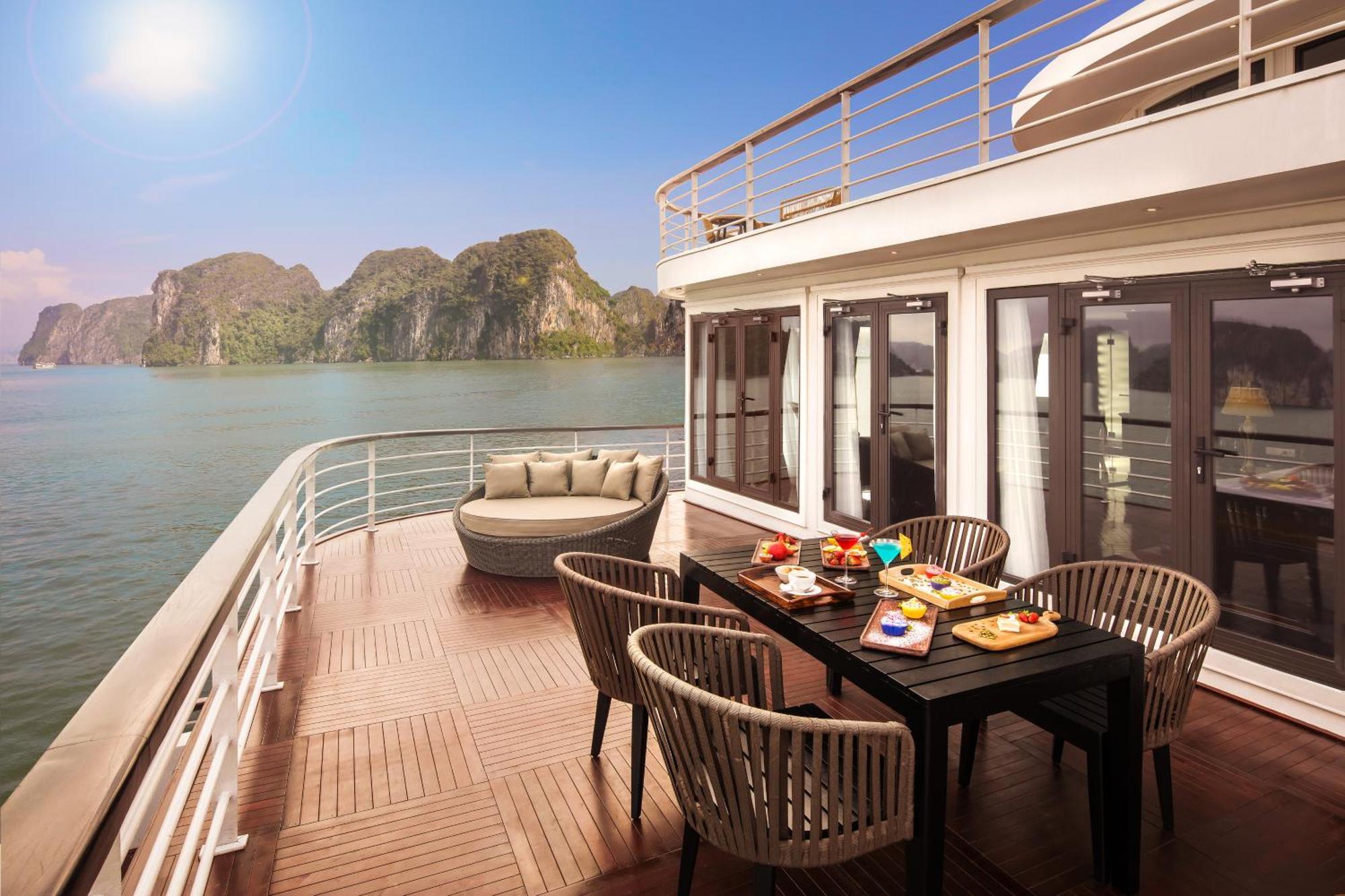 Ambassador Cruise Halong Bay Hotel Hạ Long Ngoại thất bức ảnh
