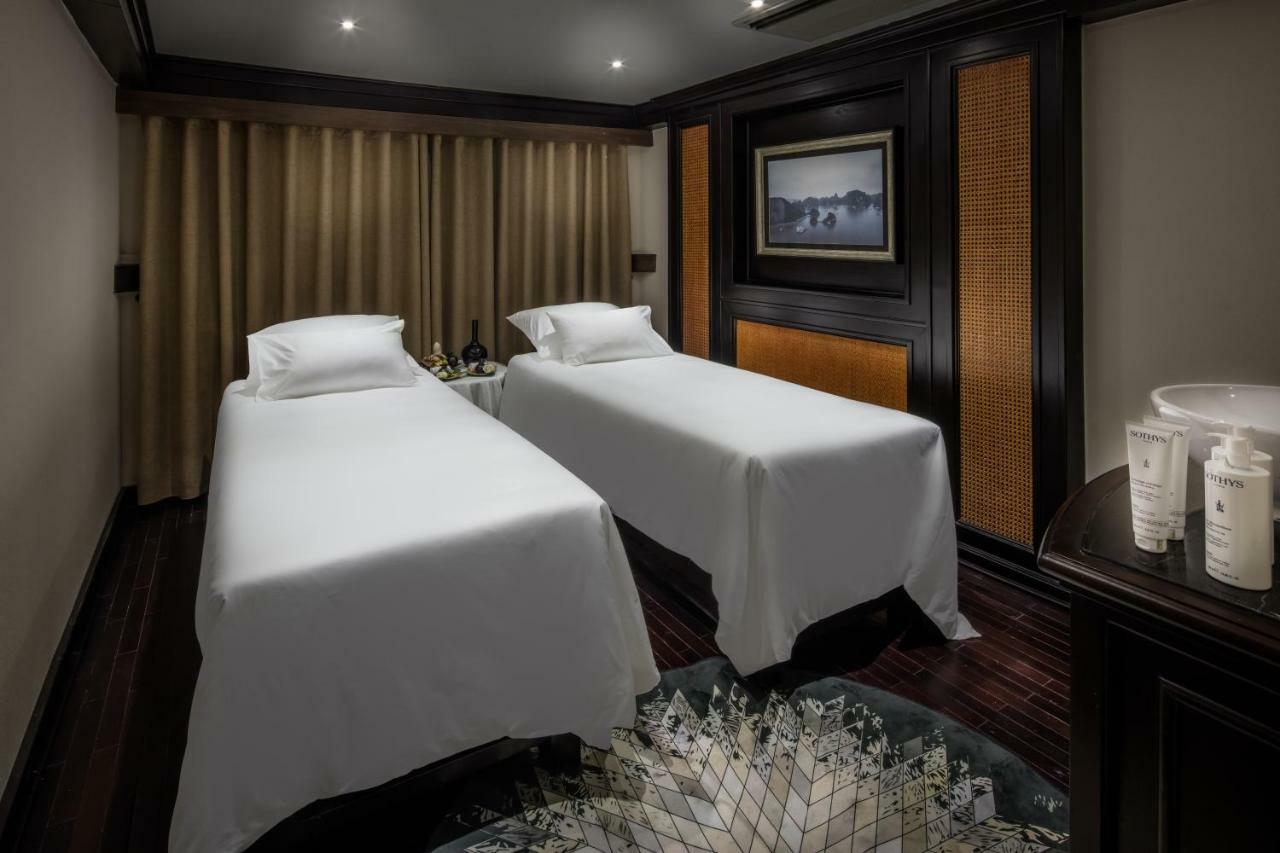 Ambassador Cruise Halong Bay Hotel Hạ Long Ngoại thất bức ảnh