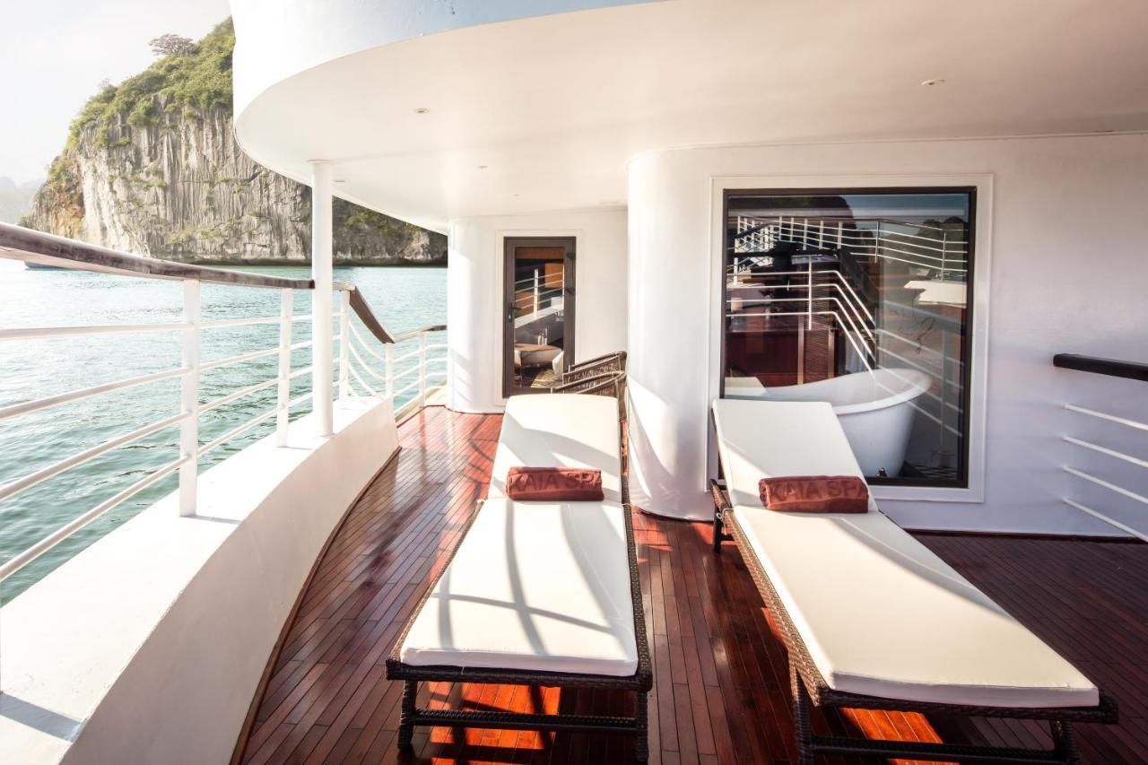 Ambassador Cruise Halong Bay Hotel Hạ Long Ngoại thất bức ảnh